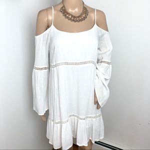 ⭐️Aqua White Open Shoulder Rayon & crochet Dress⭐️